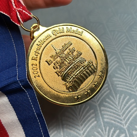 Nation Republican Congressional Committee coin award - Picture 7 of 13